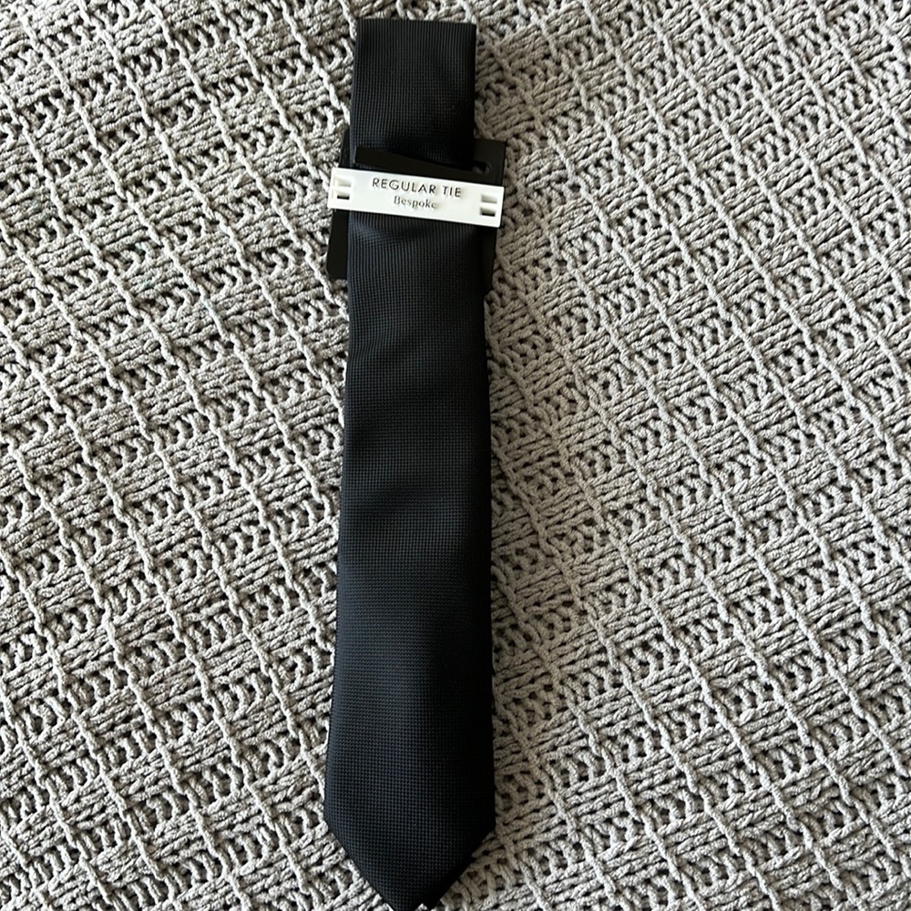 Bespoke tie